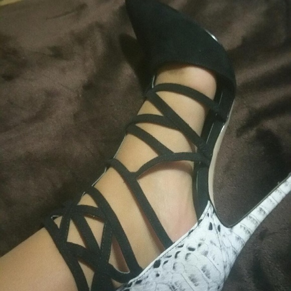 Shoes - Picture 2 of 2